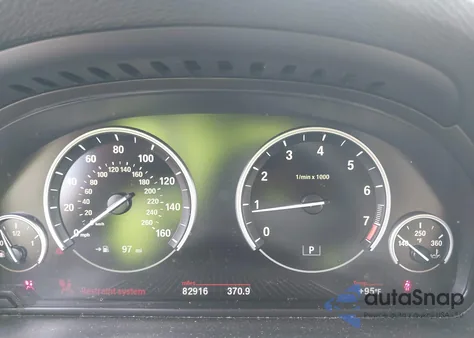 2016 BMW X3 xDrive28I z USA, uszkodzony, nr VIN 5UXWX9C5XG0D84009